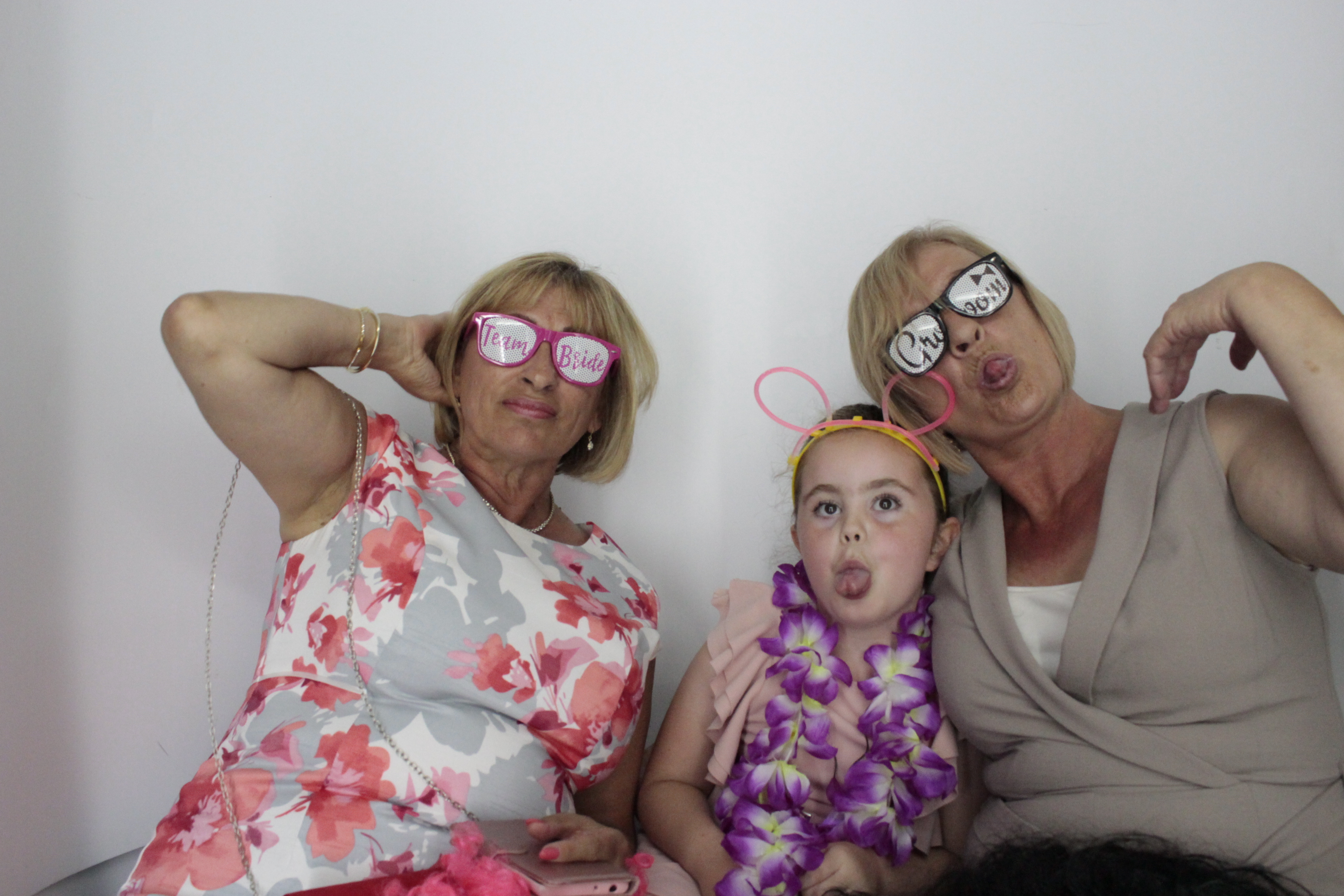 Richard & Karen's Wedding Reception | View more photos from the event at gallery.myphotoboothexperience.co.uk/u/MyPhotoBoothExperienceLtd/Richard-Karens-Wedding-Reception